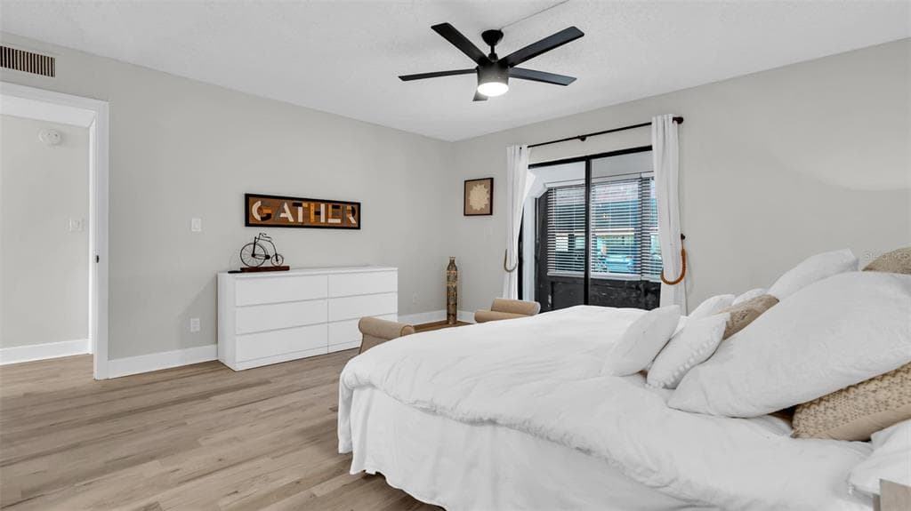 10192 SEMINOLE ISLAND DRIVE 10192 photo 15
