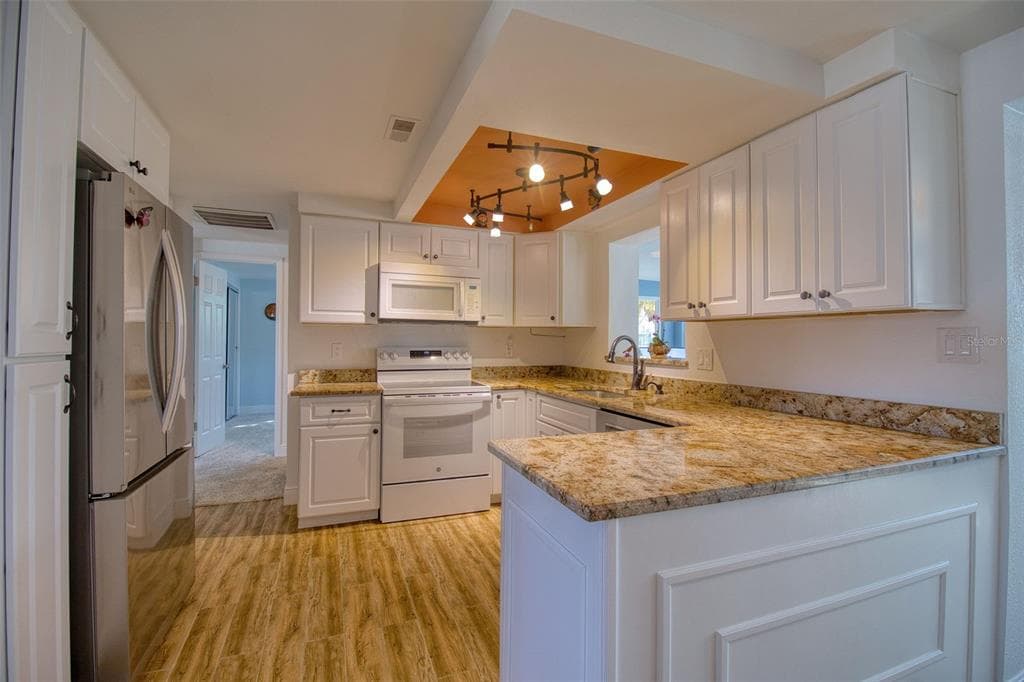 13525 MARIA DRIVE photo 15