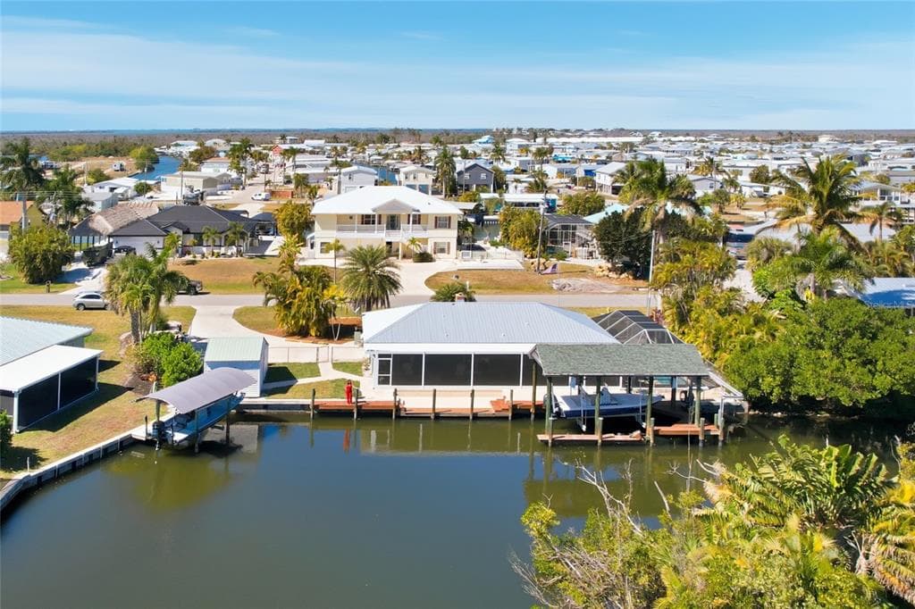 2740 SANIBEL BOULEVARD photo 2