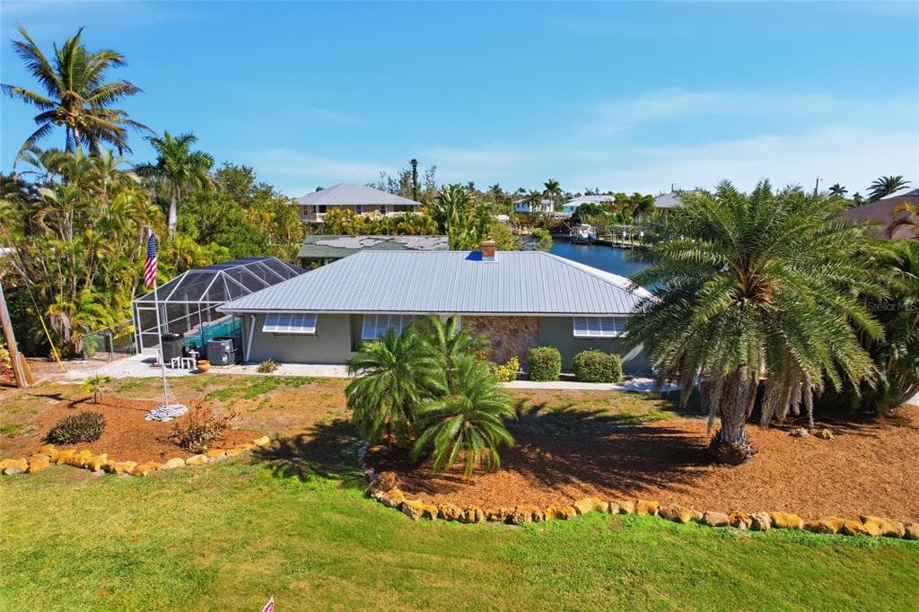 2740 SANIBEL BOULEVARD photo 12