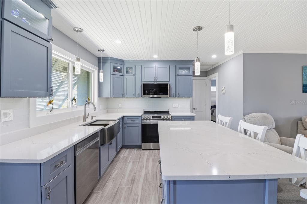2740 SANIBEL BOULEVARD photo 22
