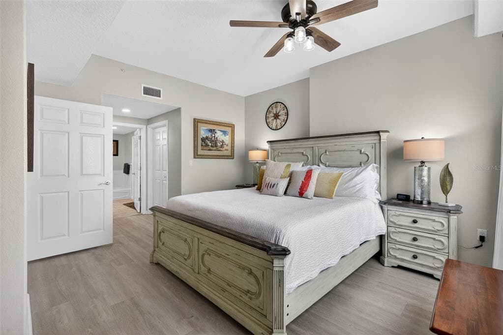 80 SURFVIEW DRIVE 811 photo 19