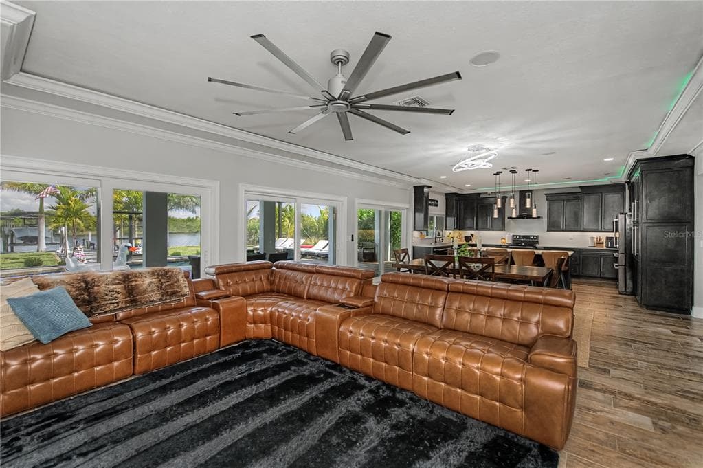 2424 HARBOUR DRIVE photo 22