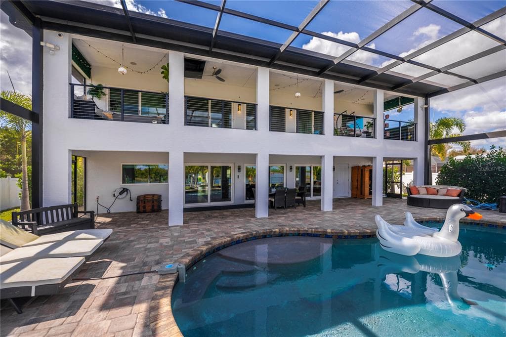 2424 HARBOUR DRIVE photo 10