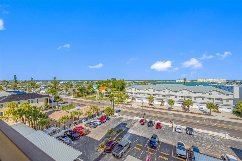 15462 GULF BOULEVARD 603 photo 10