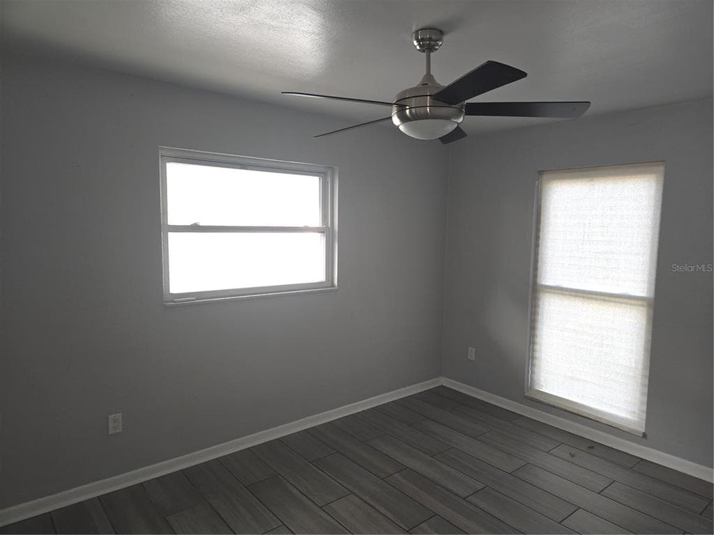 2075 N KEENE ROAD photo 19