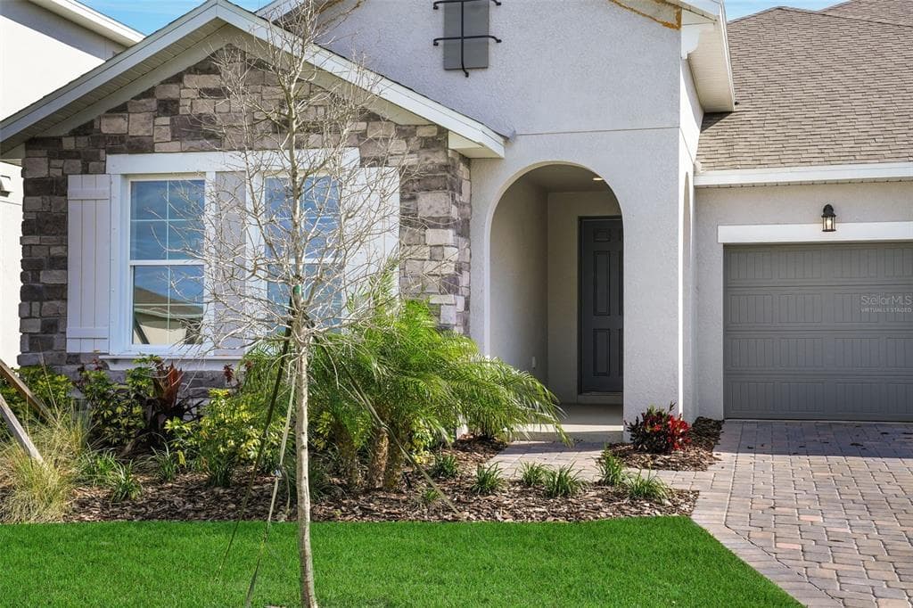 7425 SEA MANATEE STREET photo 1