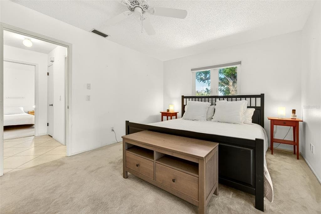 550 DE NARVAEZ DRIVE photo 23
