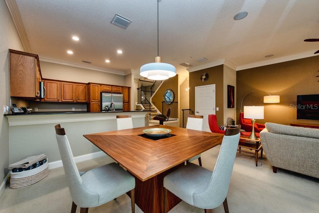 1430 MANATEE CIRCLE photo 16