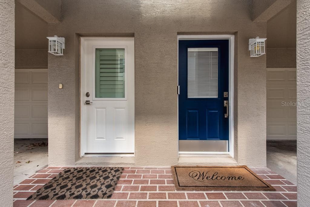 1430 MANATEE CIRCLE photo 4