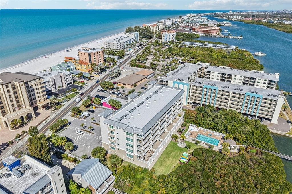 19519 GULF BOULEVARD #202 2