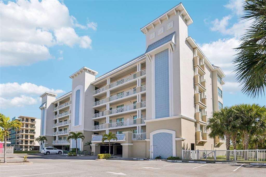 19519 GULF BOULEVARD #202 4