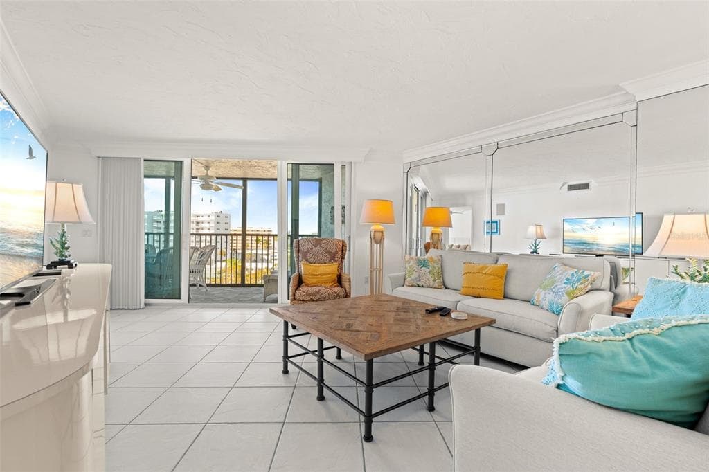 5880 MIDNIGHT PASS ROAD 605 photo 22