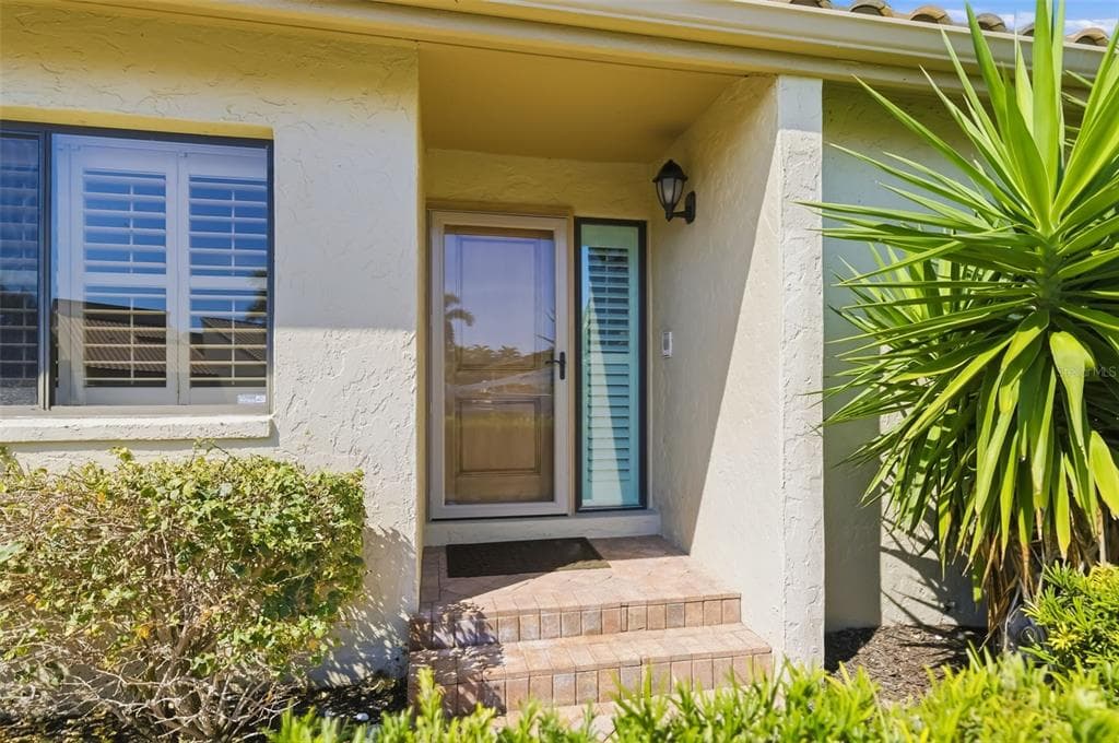 2326 HARBOUR OAKS DRIVE photo 4