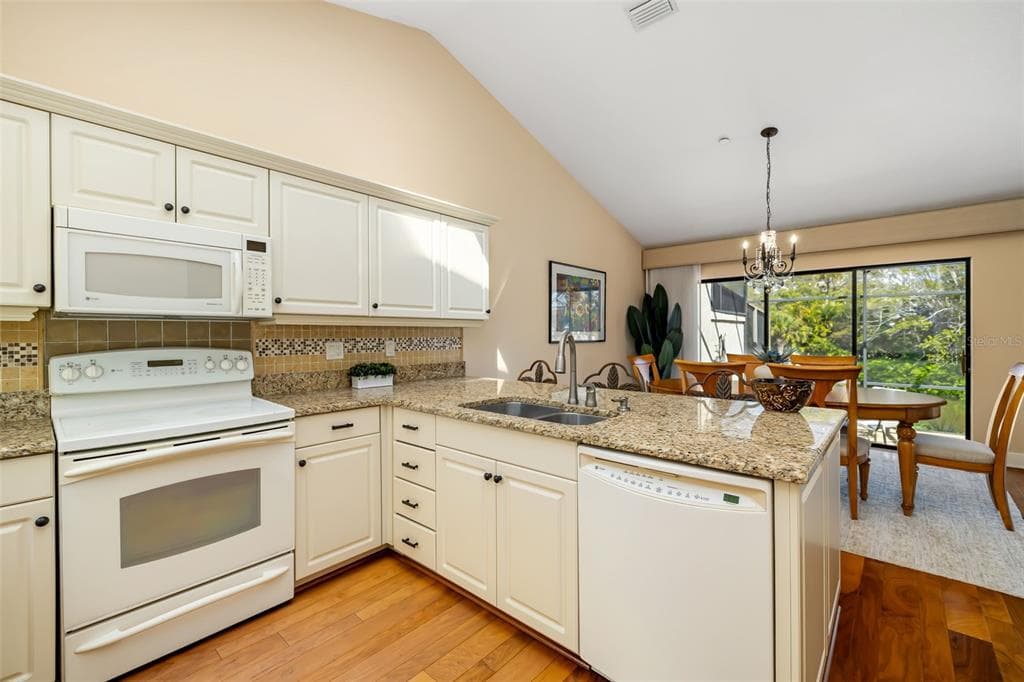 2326 HARBOUR OAKS DRIVE photo 21