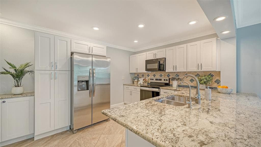 225 HOURGLASS WAY 106 photo 22