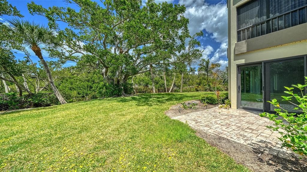 225 HOURGLASS WAY 106 photo 15