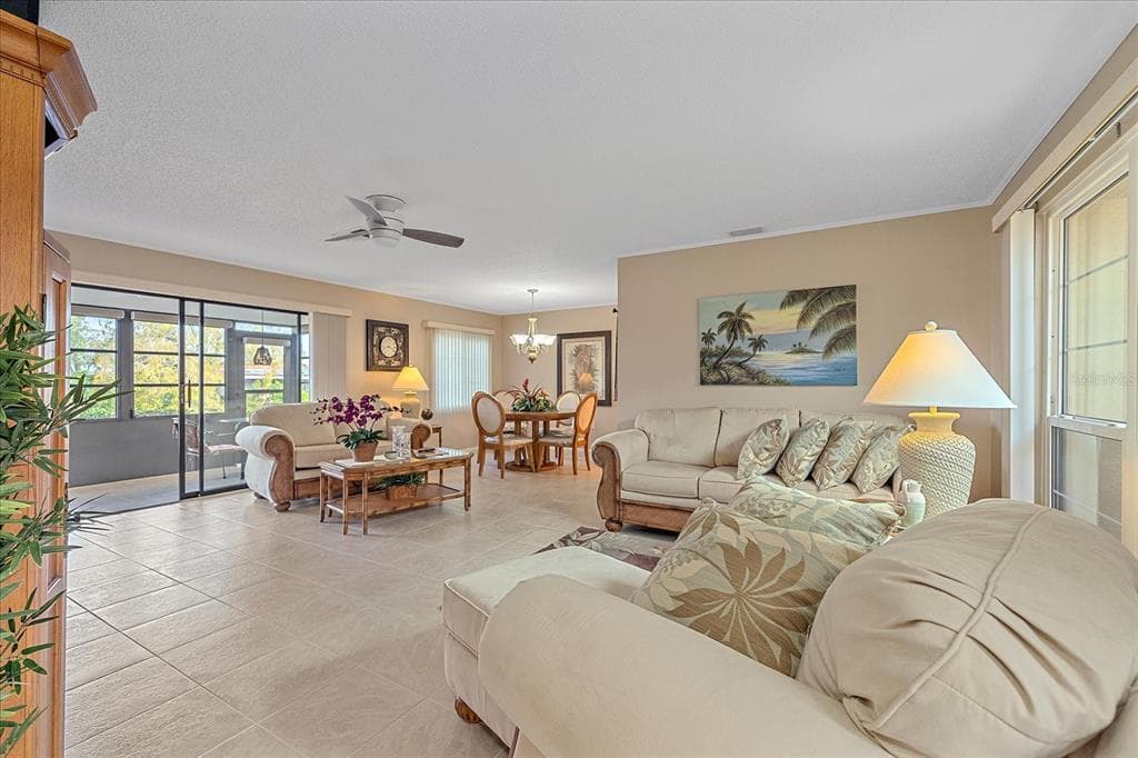 3135 GLEN ELYN BOULEVARD 13 photo 10