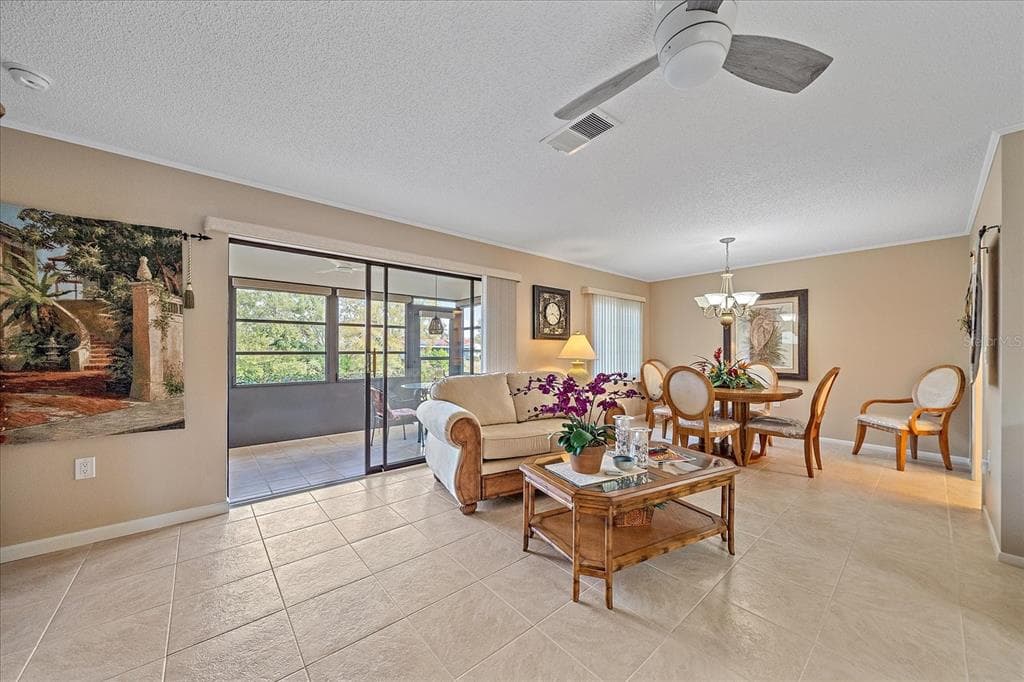 3135 GLEN ELYN BOULEVARD 13 photo 8