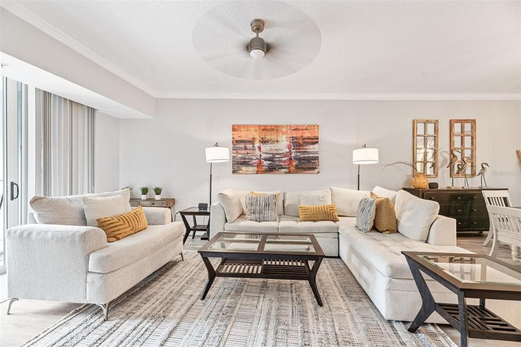 102 YACHT HARBOR DRIVE 176 photo 11