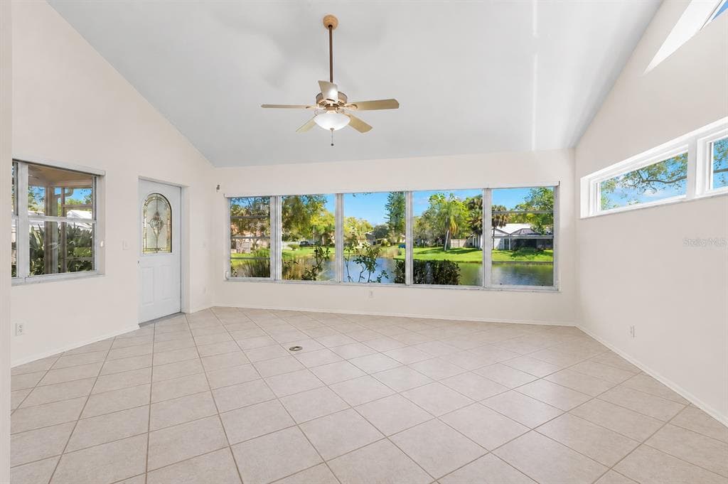 523 PADUA CIRCLE NE photo 20