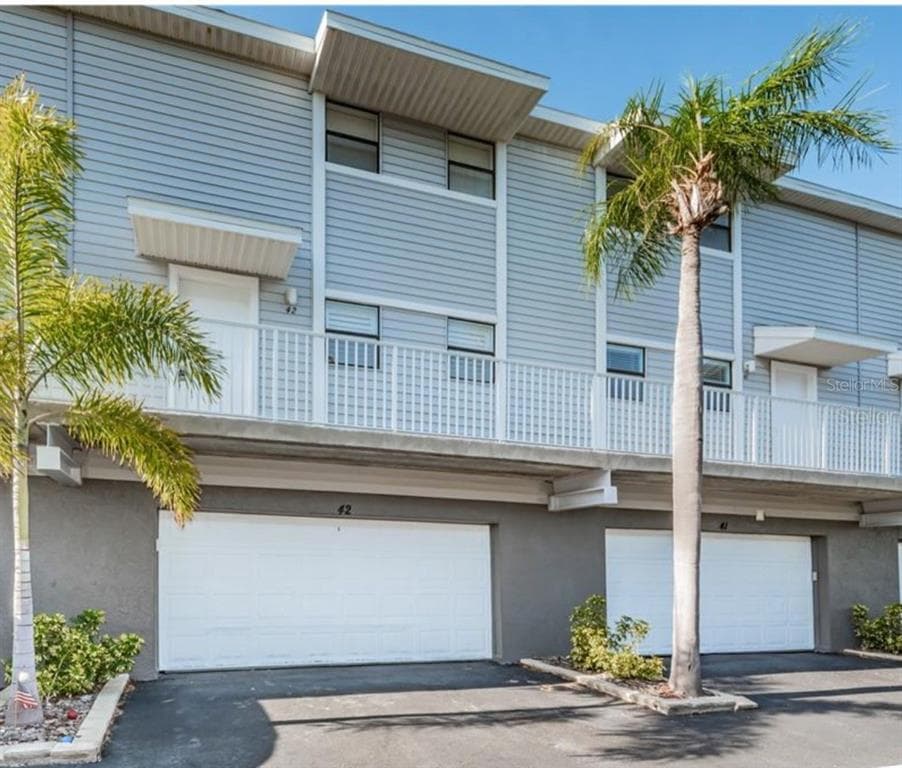 19823 GULF BOULEVARD 42 photo 2