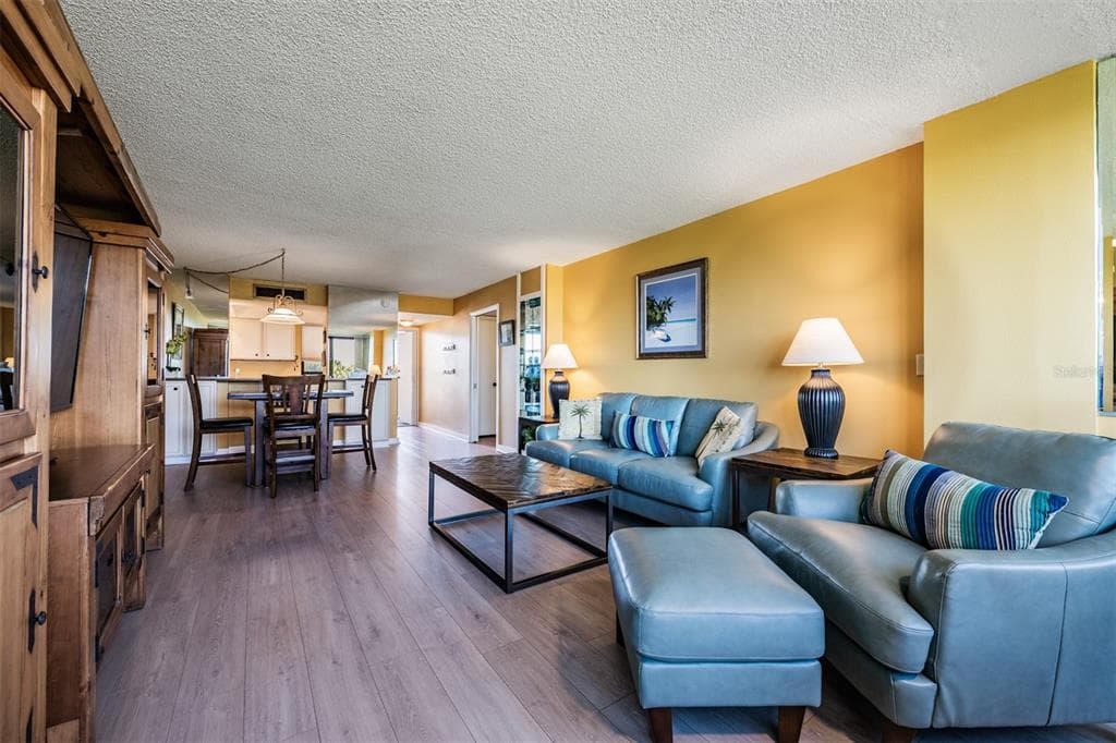 2618 COVE CAY DRIVE 204 photo 12