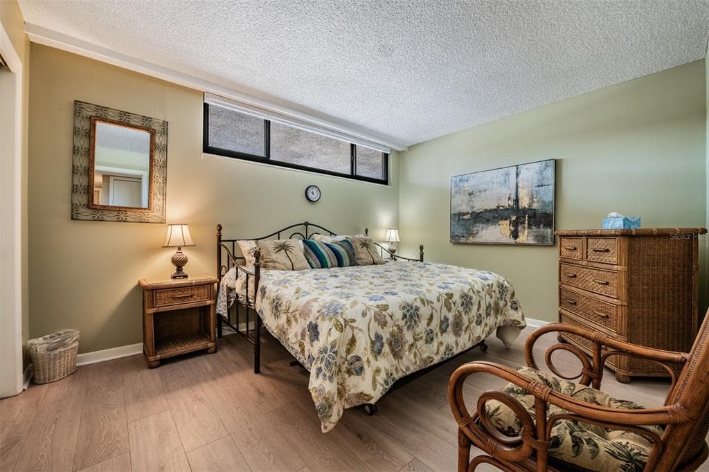 2618 COVE CAY DRIVE 204 photo 22