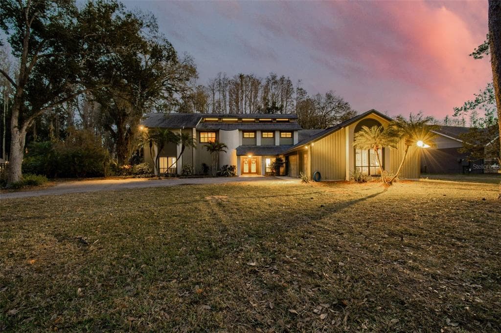 3812 LITTLE ROAD 2