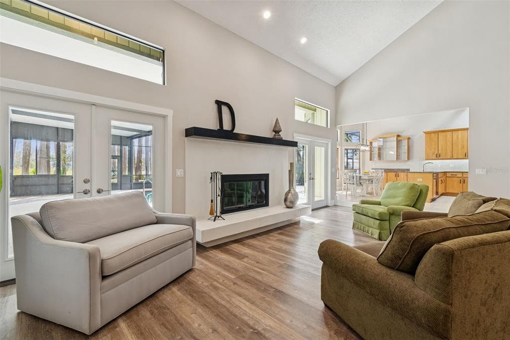 3812 LITTLE ROAD photo 15