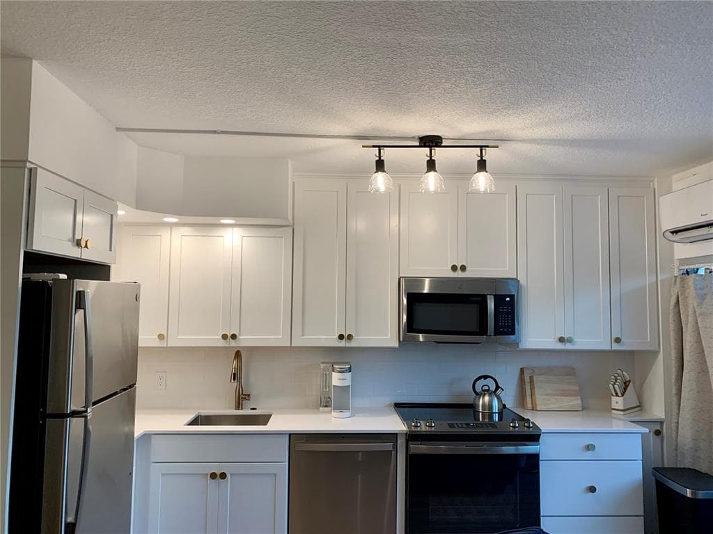 800 BAYWAY BOULEVARD 16 photo 5