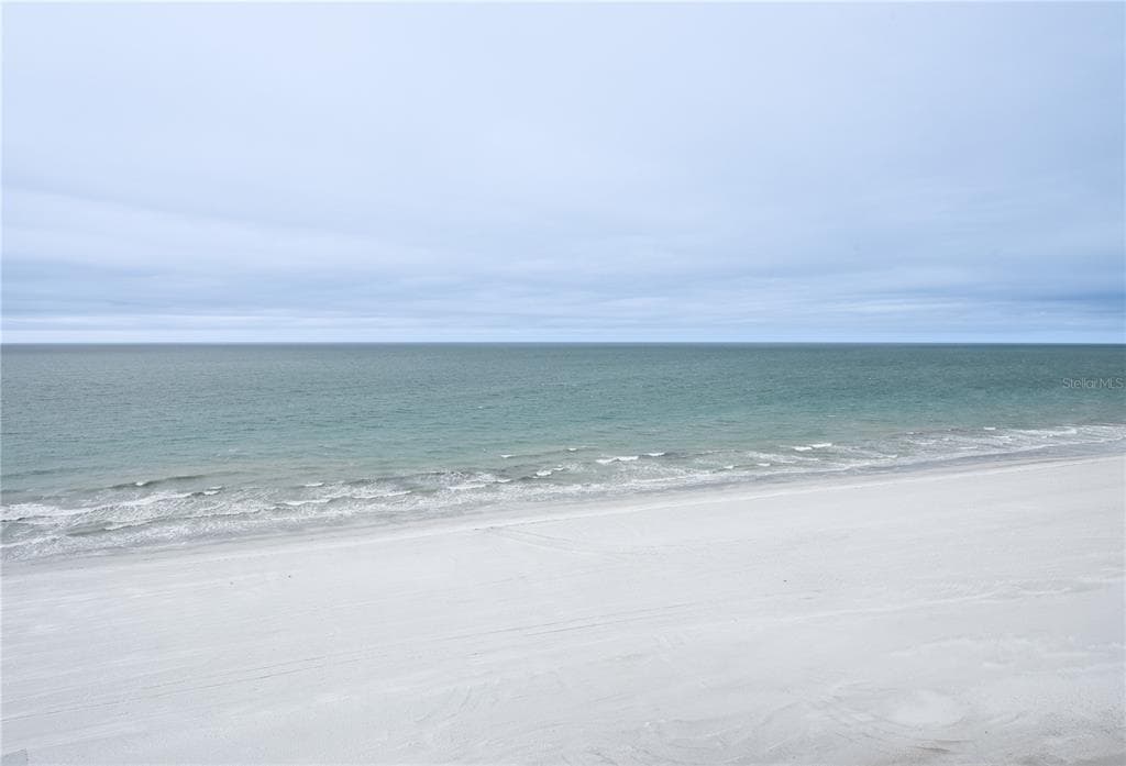 1600 GULF BOULEVARD 1112 photo 2