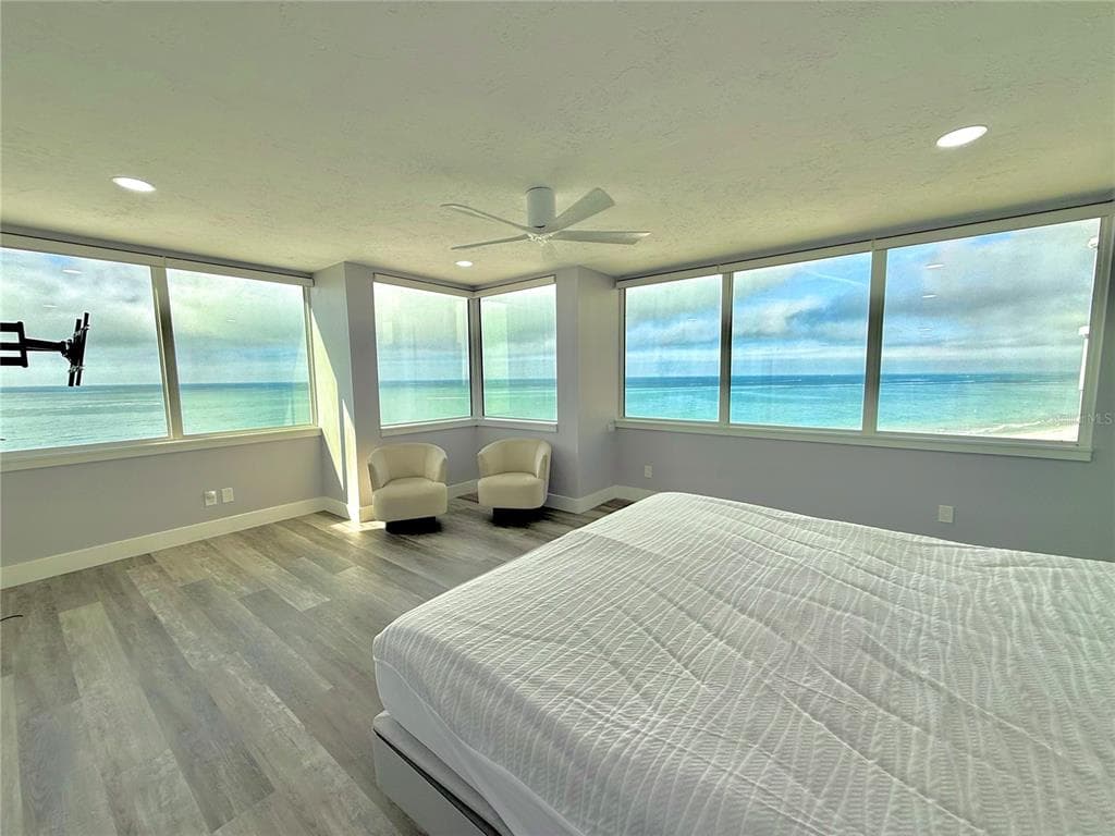 1600 GULF BOULEVARD 1112 photo 10