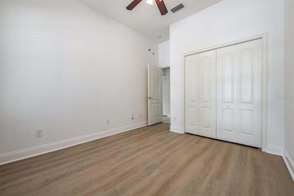 423 MANNS HARBOR DRIVE photo 18
