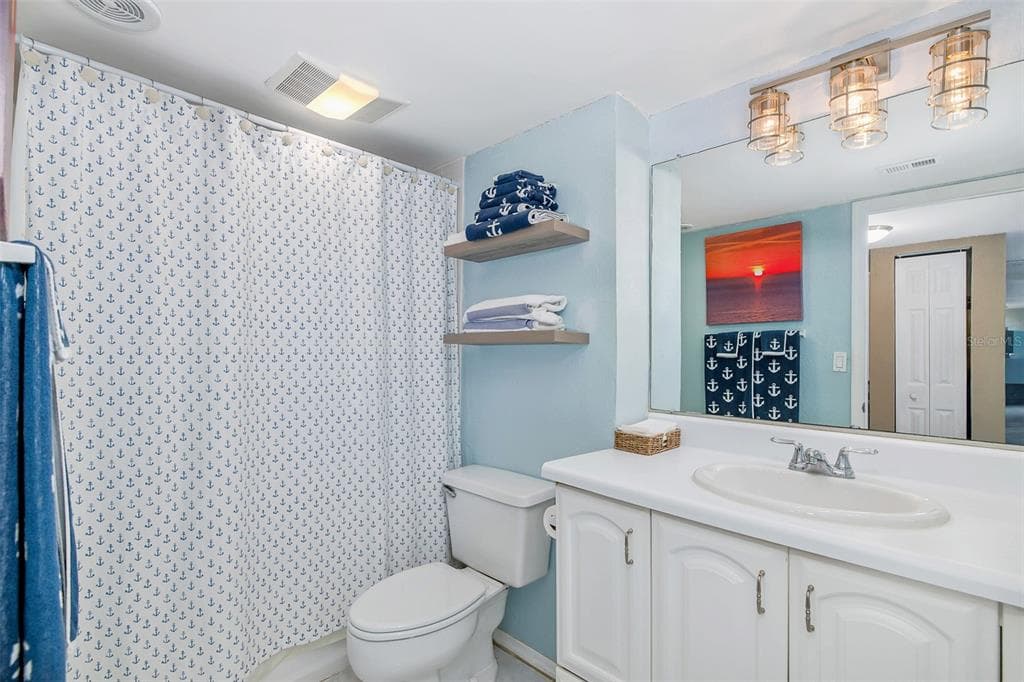 51 ISLAND WAY 108 photo 8