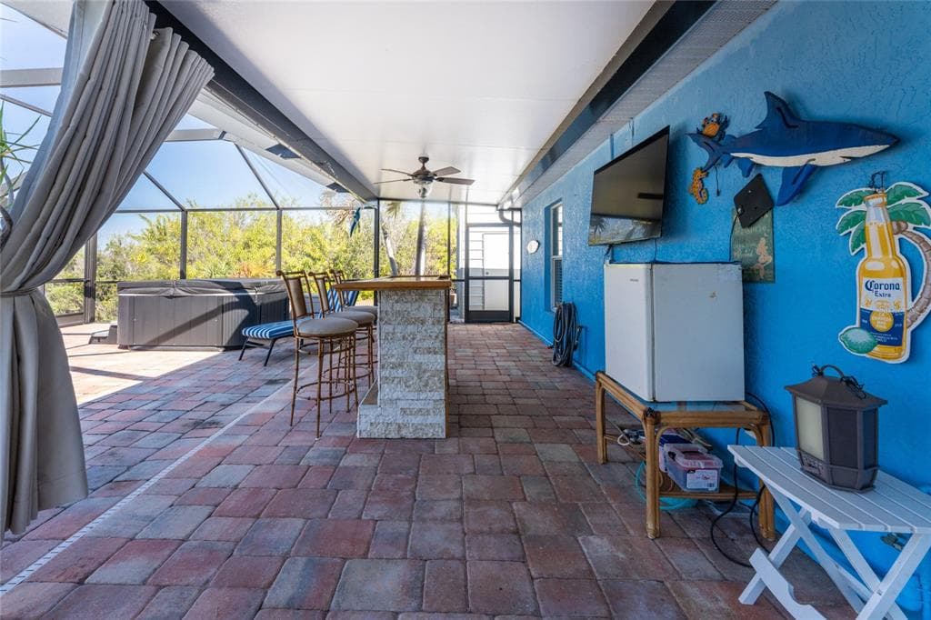 9300 MIAMI CIRCLE 4