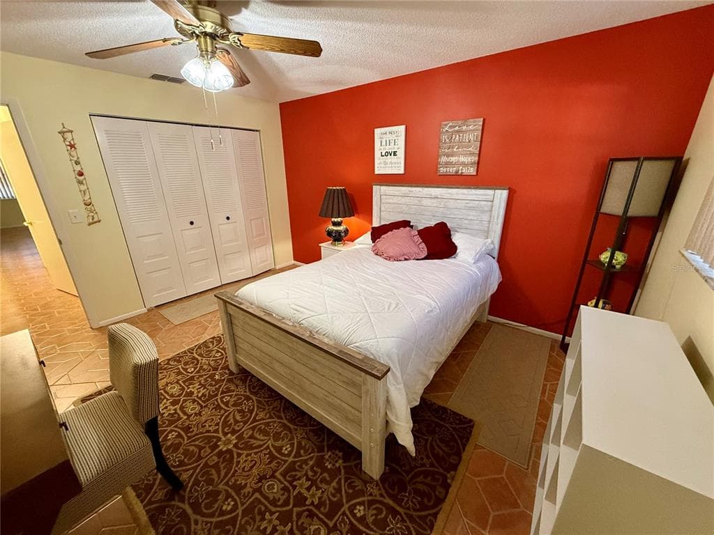 6070 80TH STREET N 105 photo 25