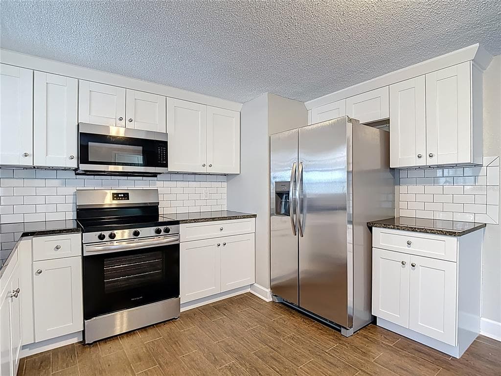 13732 PLUMOSA AVENUE photo 18