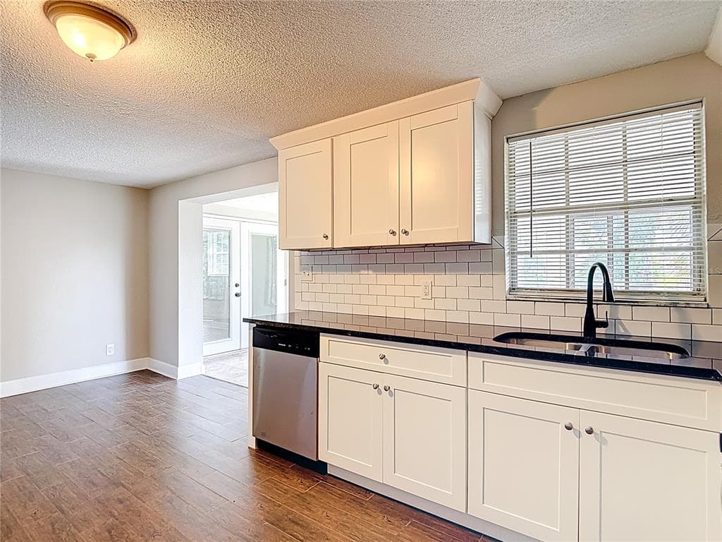 13732 PLUMOSA AVENUE photo 19