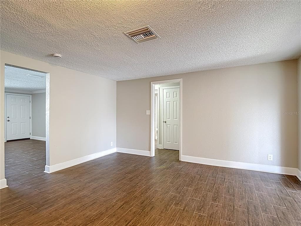 13732 PLUMOSA AVENUE photo 21