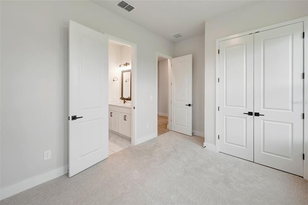 7245 MEADOWSHADE COURT photo 24