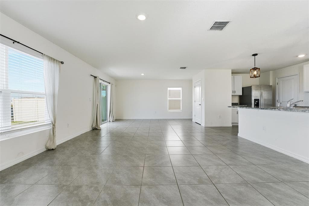 10215 CHARLOTTE DRIVE photo 12