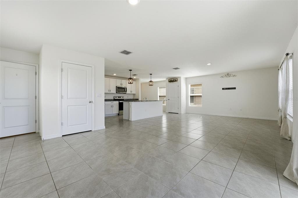 10215 CHARLOTTE DRIVE photo 14