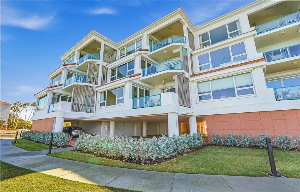 380 GULF OF MEXICO DRIVE #515 2