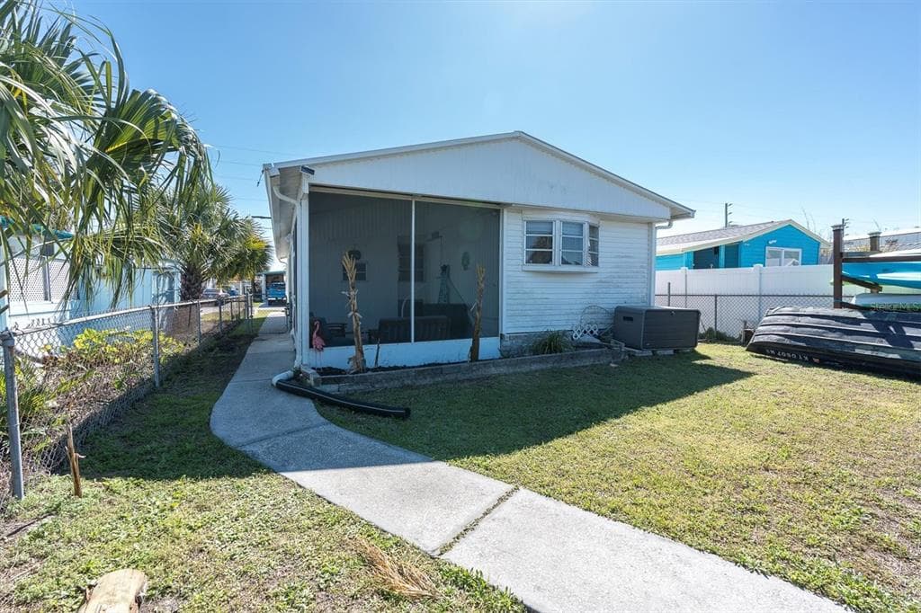 6627 TOWER DRIVE photo 8