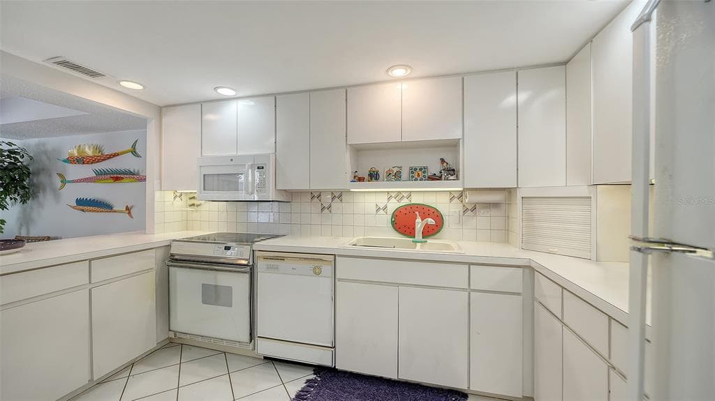 5055 GULF OF MEXICO DRIVE 412 photo 8