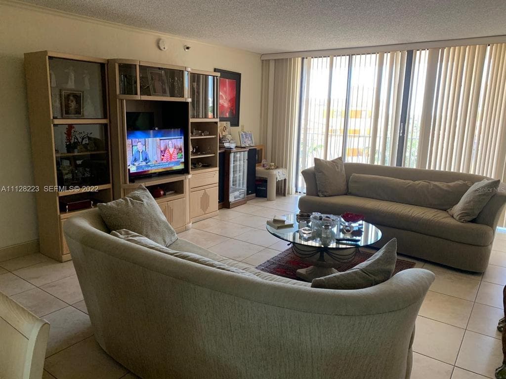 8877 COLLINS AVENUE 506 photo 20