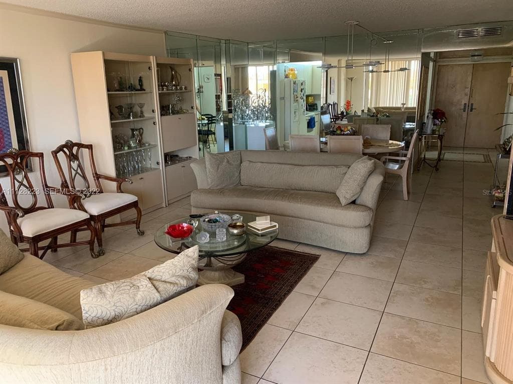 8877 COLLINS AVENUE 506 photo 25