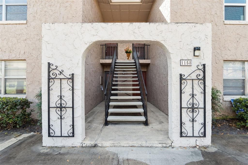 1158 CALLE DEL NORTE #C 3