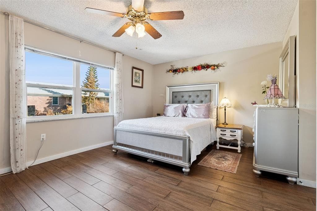 1158 CALLE DEL NORTE C photo 18